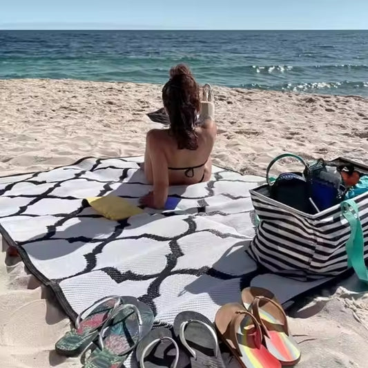 Custom Pattern Outdoor Mat Polypropylene Durable Portable Poolside Beach Hotel Picnic Outdoor Rug Waterproof Outdoor Carpet