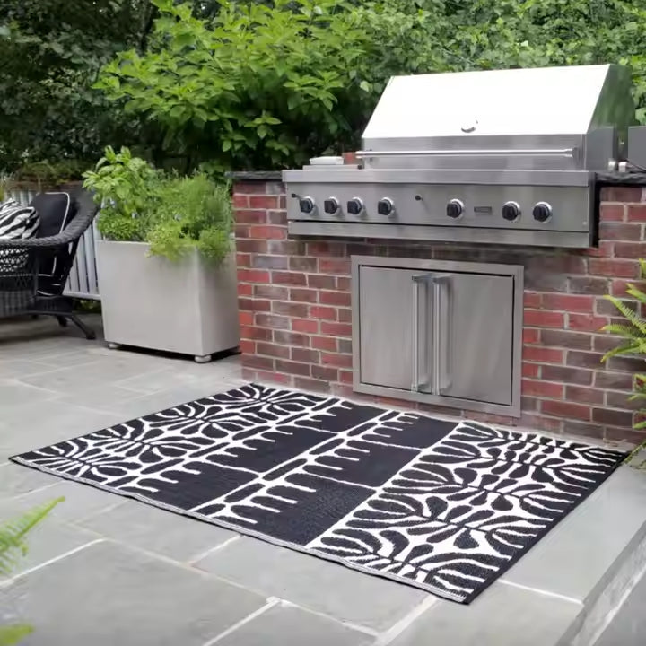 Custom Pattern Safety Outdoor Mats PP Materials Resists Fading Outdoor Patio Rug Patio RV Picnic Outdoor Carpet Waterproof