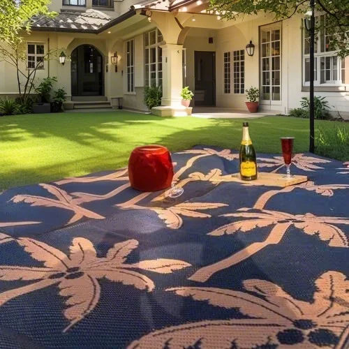 High Quality Safety Outdoor Mats pp Materials Resists Fading Uv-resistant Easy to Clean Outdoor Carpet Rug Camping Blanket