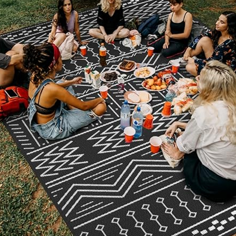 Manufacturer Self Inflate Camping Mat PP Materials Non-slip Foldable Outdoor Rug Waterproof Picnic Outdoor Woven Carpet