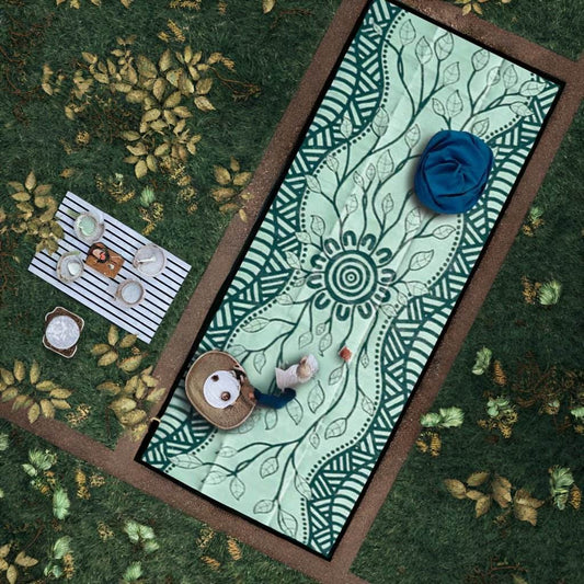 Hot Sale Lightweight Plastic Table Mats Custom PP Materials for Outdoor RV Caravan Volleyball Courts Car Use
